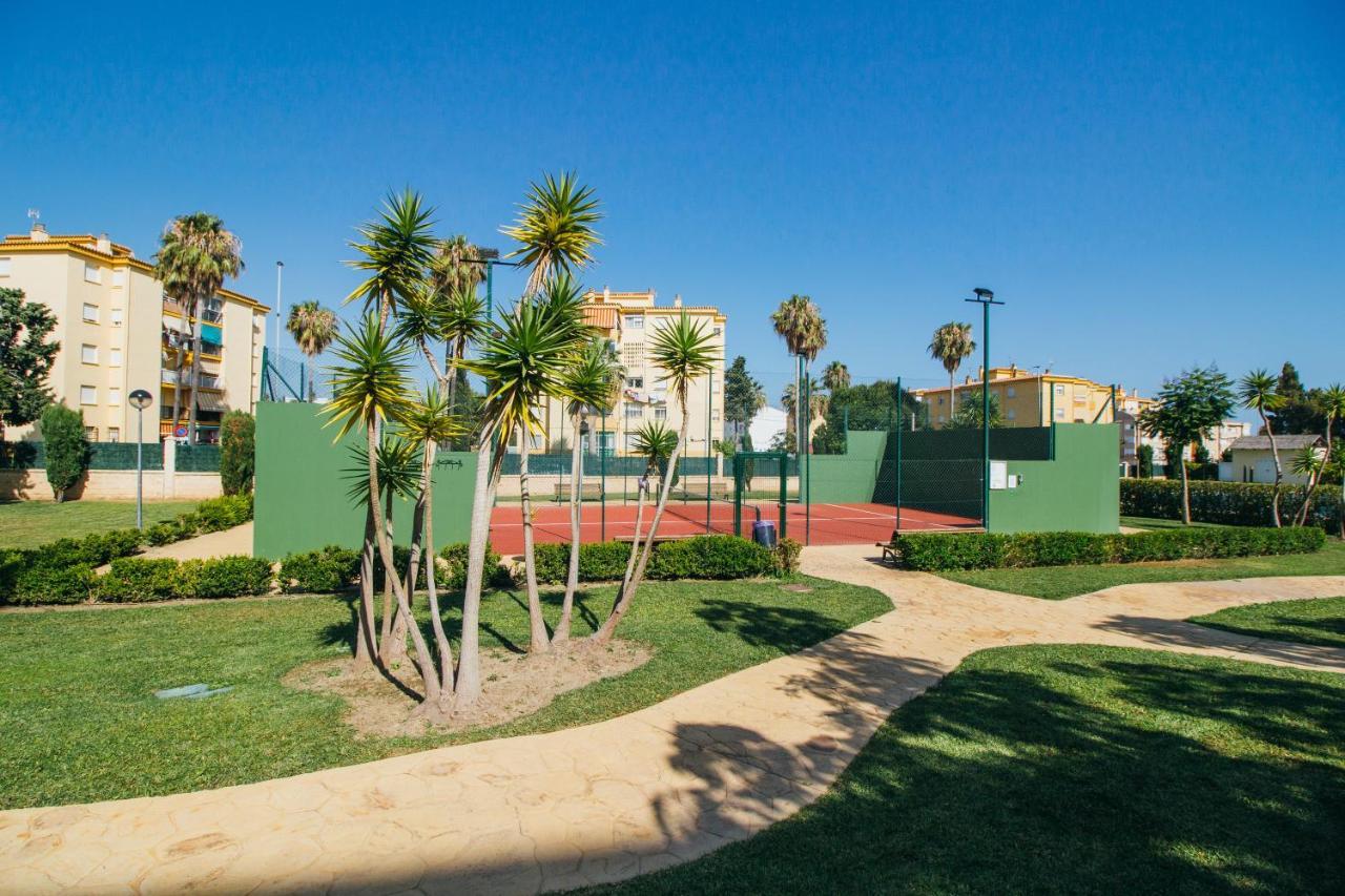 Espectacular Residencial En 2A Linea Piscina Tenis Algarrobo Costa Exterior photo